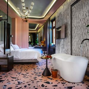 Studio "Roos" met een King Size Bed